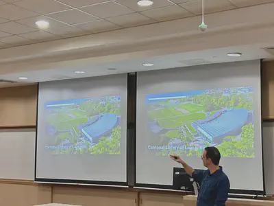 Michalis Vlachos presenting at CSSH Seminar