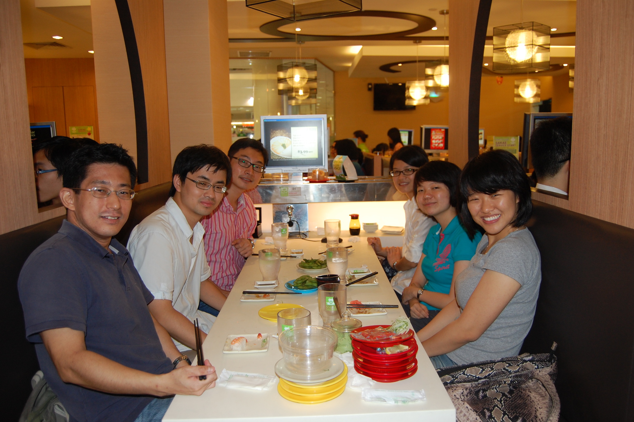 <b>8 Aug 2011 - Sakae Sushi @ CCK Lot 1</b> Left to Right: Kaz, Liner, Ziheng, Zhaoyan, Tao, Tamisa